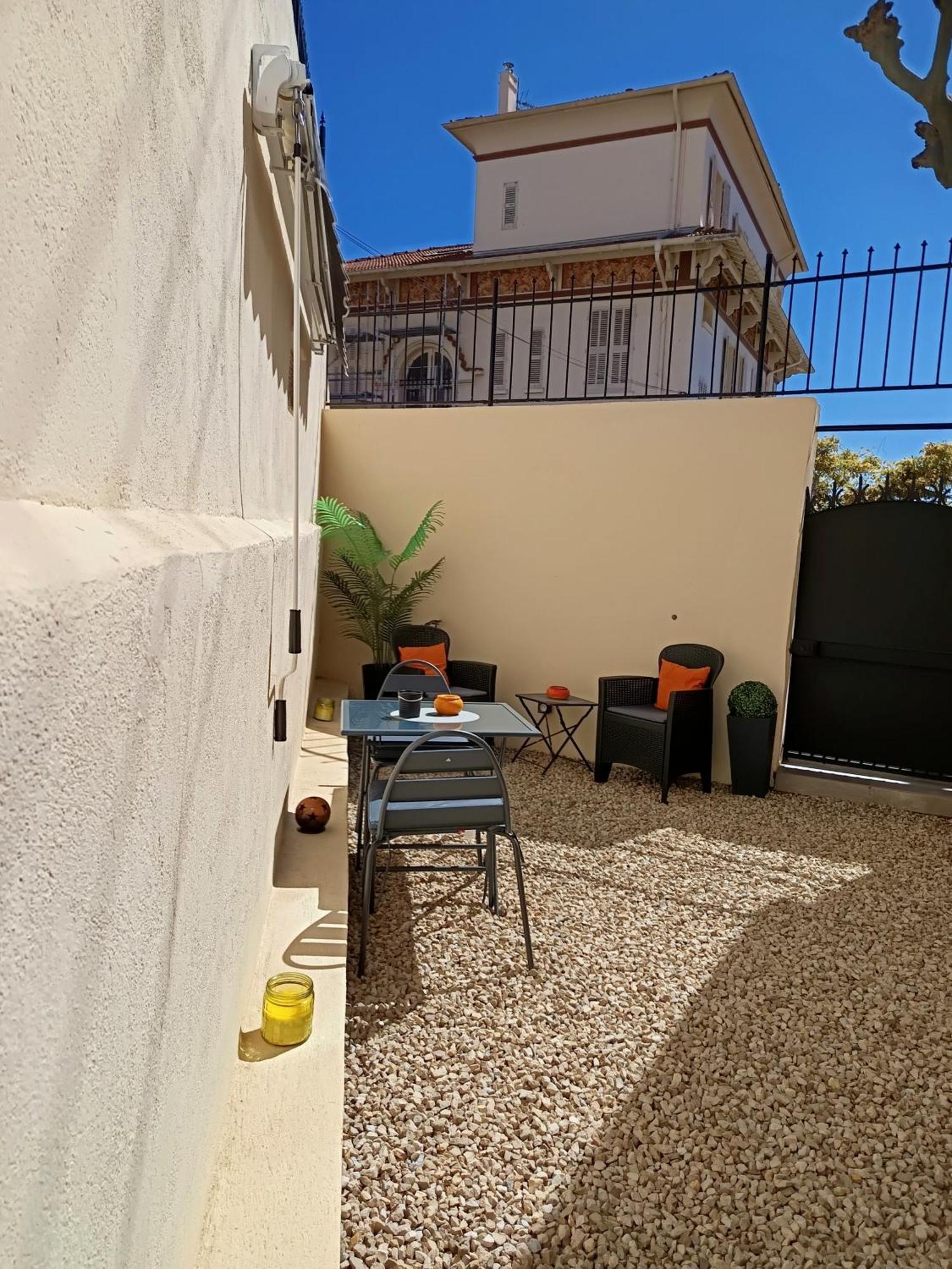 Coquet 2 Pieces Entierement Renove Et Climatise Apartman Cannes Kültér fotó