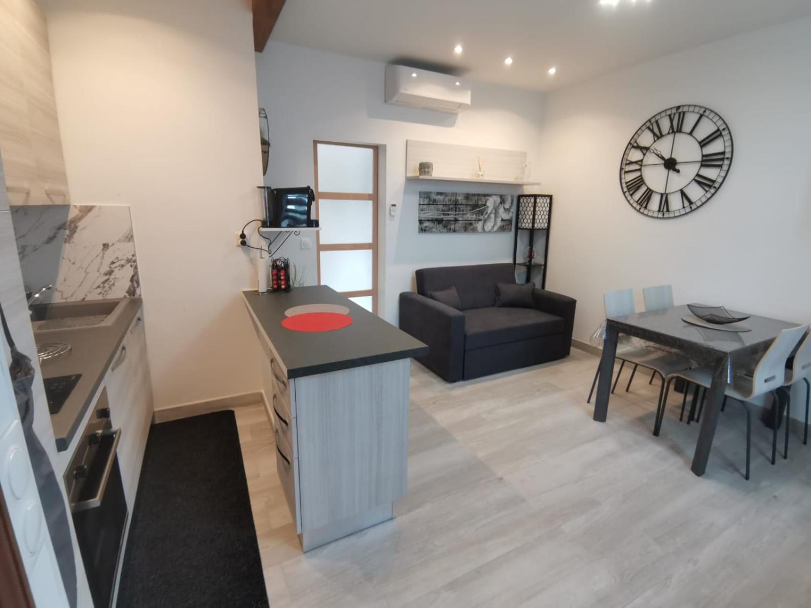 Coquet 2 Pieces Entierement Renove Et Climatise Apartman Cannes Kültér fotó